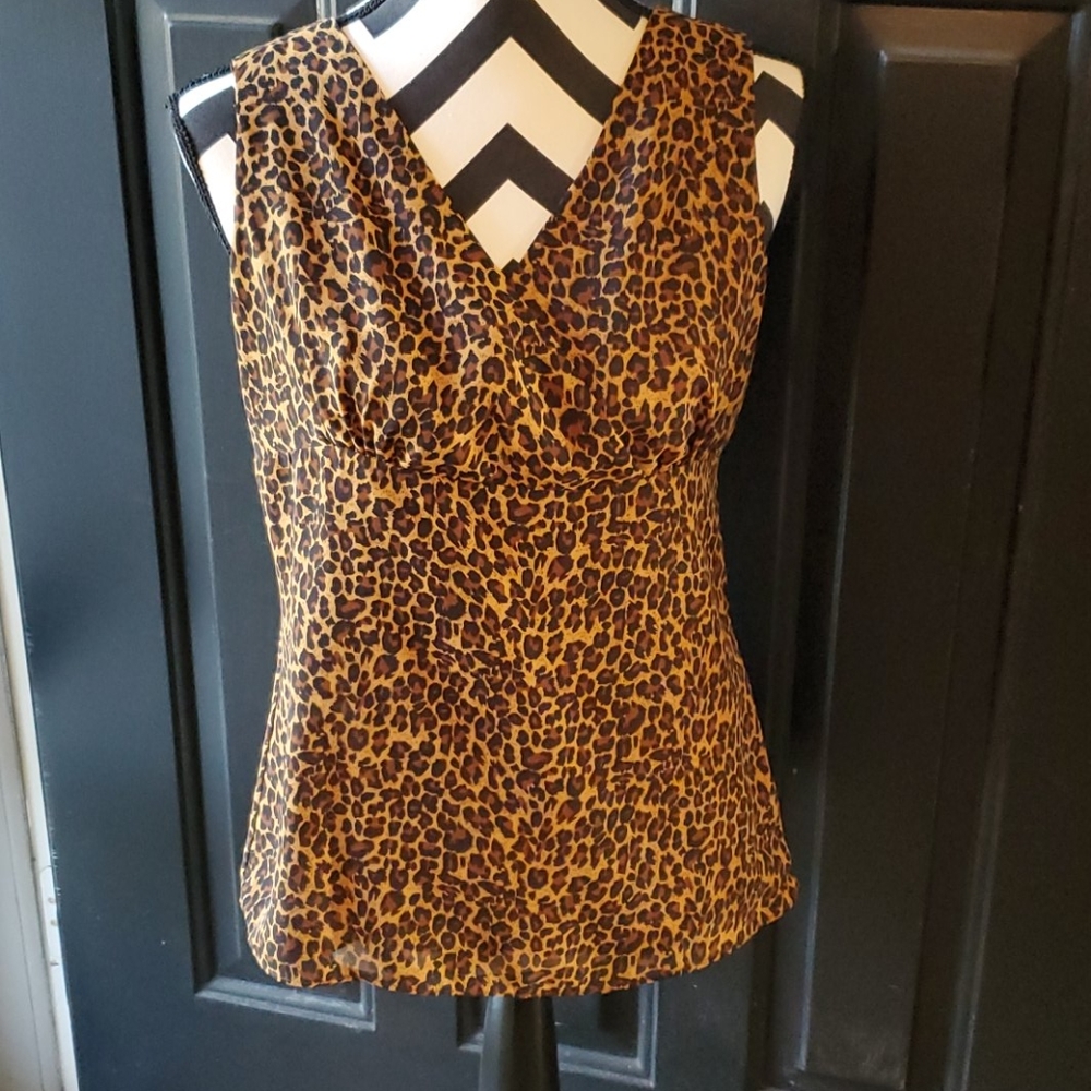 Clothing Co Leapard Print Sleeveless Top NWT Sm